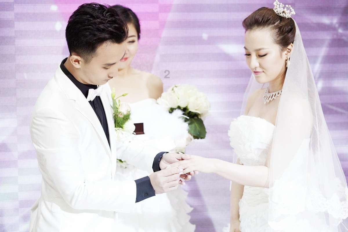 杭州一对夫妻吵架丈夫20楼扔下16000现金，这些钱是否能够被追回？